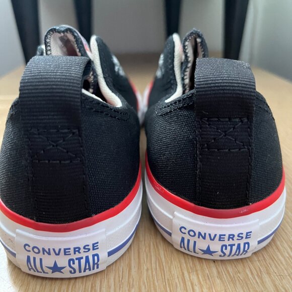 BNWoT CTAS Converse 665169F low STARS (3 Jr.) KICKS - Picture 6 of 8